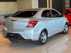 CHEVROLET PRISMA 1.4 MPFI LTZ 8V 2016/2017 GRIFFCAR MULTIMARCAS DOIS IRMÃOS / Carros no Vale