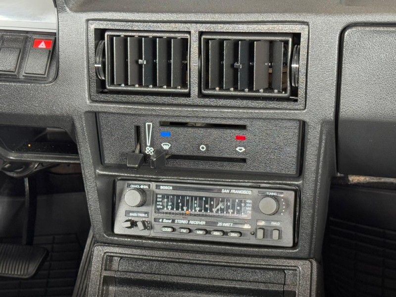 FORD DEL REY 1.8 L 8V 1991/1991 GRIFFCAR MULTIMARCAS DOIS IRMÃOS / Carros no Vale