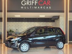 FORD FIESTA 1.0 SE 8V 2013/2014 GRIFFCAR MULTIMARCAS DOIS IRMÃOS / Carros no Vale