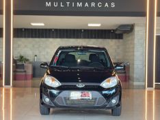 FORD FIESTA 1.0 SE 8V 2013/2014 GRIFFCAR MULTIMARCAS DOIS IRMÃOS / Carros no Vale