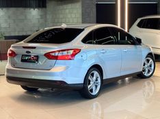 FORD FOCUS 2.0 SE SEDAN 16V 2014/2014 GRIFFCAR MULTIMARCAS DOIS IRMÃOS / Carros no Vale