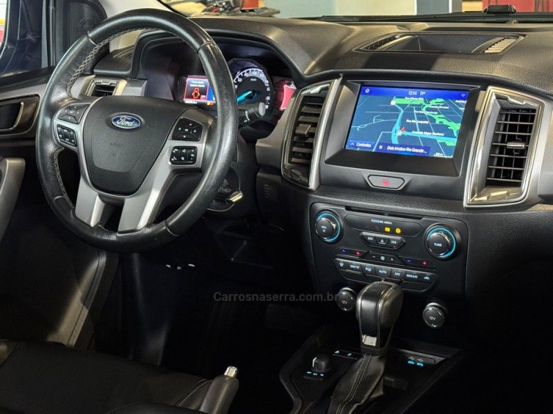 FORD RANGER 3.2 XLT 4X4 CD 20V 2020/2020 GRIFFCAR MULTIMARCAS DOIS IRMÃOS / Carros no Vale