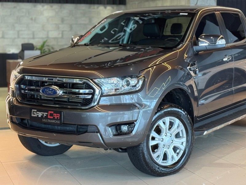 FORD RANGER 3.2 XLT 4X4 CD 20V 2020/2020 GRIFFCAR MULTIMARCAS DOIS IRMÃOS / Carros no Vale