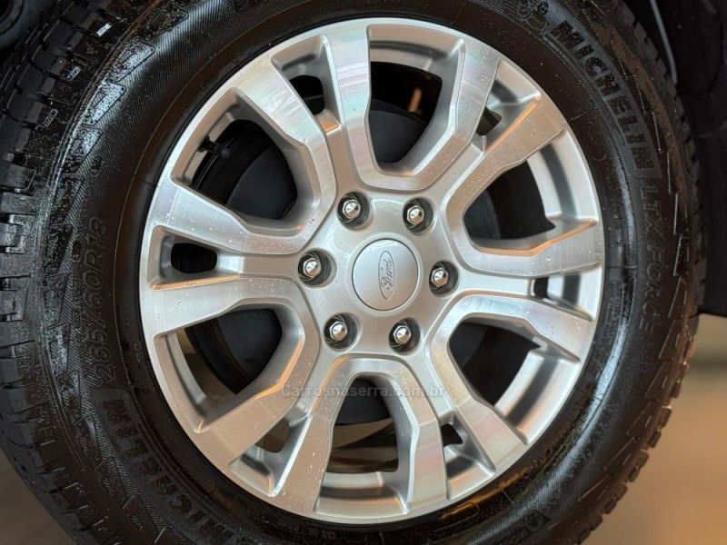 FORD RANGER 3.2 XLT 4X4 CD 20V 2020/2020 GRIFFCAR MULTIMARCAS DOIS IRMÃOS / Carros no Vale