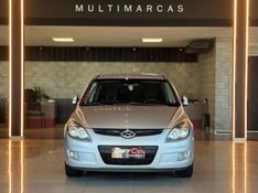 HYUNDAI I30 2.0 MPI 16V 2011/2012 GRIFFCAR MULTIMARCAS DOIS IRMÃOS / Carros no Vale