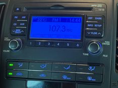 HYUNDAI I30 2.0 MPI 16V 2011/2012 GRIFFCAR MULTIMARCAS DOIS IRMÃOS / Carros no Vale