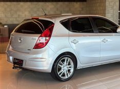 HYUNDAI I30 2.0 MPI 16V 2011/2012 GRIFFCAR MULTIMARCAS DOIS IRMÃOS / Carros no Vale