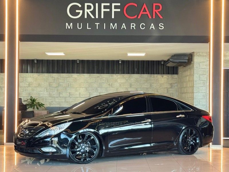 HYUNDAI SONATA 2.4 MPFI I4 16V 182CV 2012/2013 GRIFFCAR MULTIMARCAS DOIS IRMÃOS / Carros no Vale