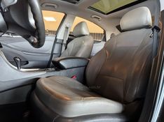 HYUNDAI SONATA 2.4 MPFI I4 16V 182CV 2012/2013 GRIFFCAR MULTIMARCAS DOIS IRMÃOS / Carros no Vale