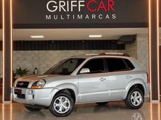 HYUNDAI TUCSON 2.0 MPFI GLS 16V 143CV 2WD 2015/2016 GRIFFCAR MULTIMARCAS DOIS IRMÃOS / Carros no Vale