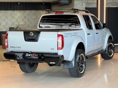 NISSAN FRONTIER 2.5 SE ATTACK 4X4 CD TURBO ELETRONIC 2011/2012 GRIFFCAR MULTIMARCAS DOIS IRMÃOS / Carros no Vale