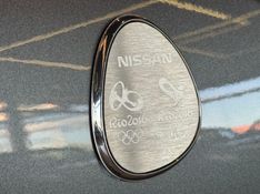 NISSAN KICKS 1.6 16V RIO XTRONIC 2016/2017 GRIFFCAR MULTIMARCAS DOIS IRMÃOS / Carros no Vale