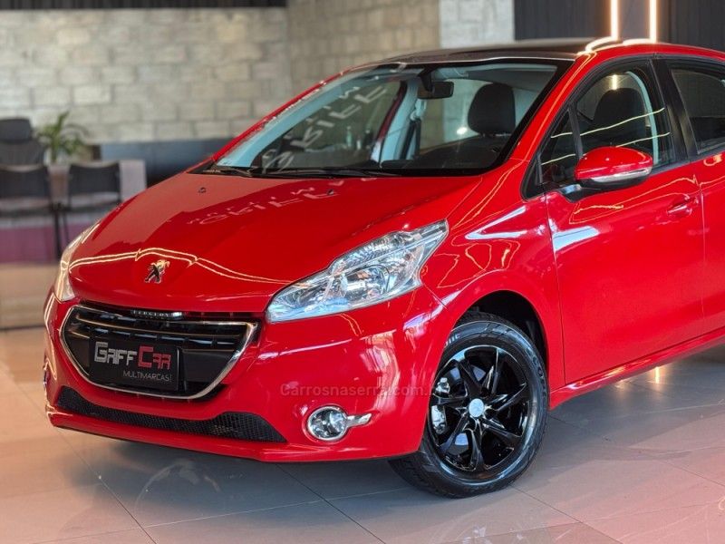PEUGEOT 208 1.5 ALLURE 8V 2014/2015 GRIFFCAR MULTIMARCAS DOIS IRMÃOS / Carros no Vale