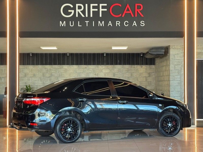TOYOTA COROLLA 2.0 XEI 16V 2015/2015 GRIFFCAR MULTIMARCAS DOIS IRMÃOS / Carros no Vale
