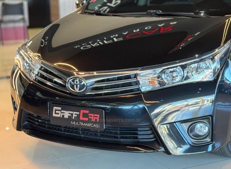 TOYOTA COROLLA 2.0 XEI 16V 2015/2015 GRIFFCAR MULTIMARCAS DOIS IRMÃOS / Carros no Vale