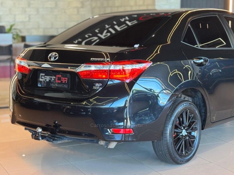 TOYOTA COROLLA 2.0 XEI 16V 2015/2015 GRIFFCAR MULTIMARCAS DOIS IRMÃOS / Carros no Vale