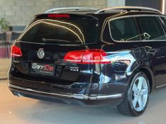 VOLKSWAGEN PASSAT 2.0 TSI HIGLHINE VARIANT AUTOMATIZADO 2011/2011 GRIFFCAR MULTIMARCAS DOIS IRMÃOS / Carros no Vale