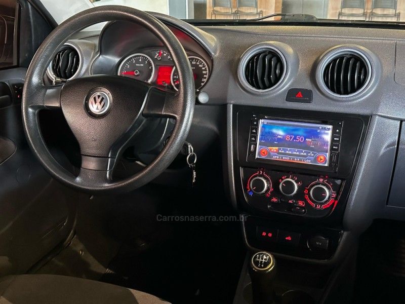 VOLKSWAGEN SAVEIRO 2011/2012 GRIFFCAR MULTIMARCAS DOIS IRMÃOS / Carros no Vale