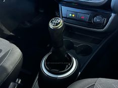 VOLKSWAGEN SAVEIRO 2011/2012 GRIFFCAR MULTIMARCAS DOIS IRMÃOS / Carros no Vale