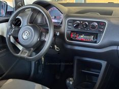 VOLKSWAGEN UP 1.0 MPI TAKE UP 12V 2017/2017 GRIFFCAR MULTIMARCAS DOIS IRMÃOS / Carros no Vale