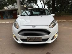 FORD FIESTA 1.6 SE HATCH 16V 2017/2017 KASPER VEÍCULOS DOIS IRMÃOS / Carros no Vale