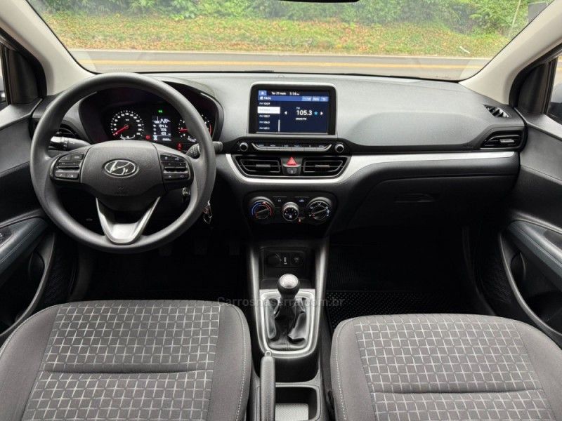HYUNDAI HB20 1.0 COMFORT PLUS 12V 2023/2024 KASPER VEÍCULOS DOIS IRMÃOS / Carros no Vale