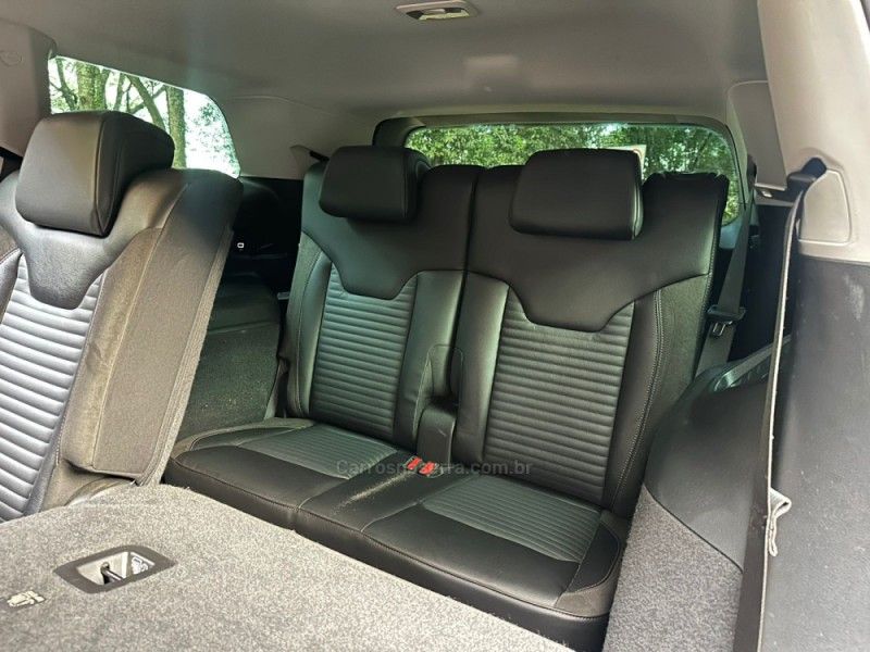 JEEP COMMANDER 2.0 LIMITED TD380 16V 4×4 TURBO 2022/2022 KASPER VEÍCULOS DOIS IRMÃOS / Carros no Vale