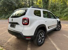 RENAULT DUSTER 1.6 ICONIC 16V 2023/2024 KASPER VEÍCULOS DOIS IRMÃOS / Carros no Vale