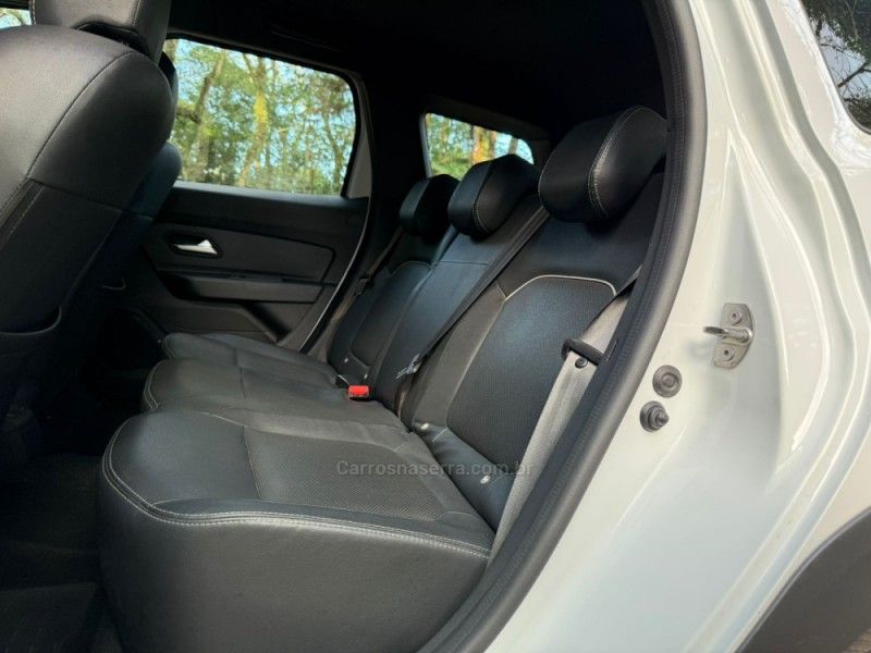 RENAULT DUSTER 1.6 ICONIC 16V 2023/2024 KASPER VEÍCULOS DOIS IRMÃOS / Carros no Vale