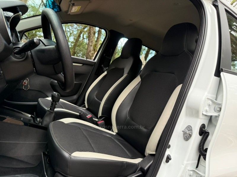 RENAULT KWID 1.0 12V SCE INTENSE 2021/2022 KASPER VEÍCULOS DOIS IRMÃOS / Carros no Vale