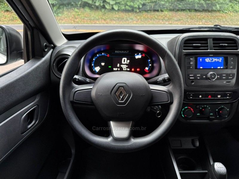 RENAULT KWID 1.0 12V SCE ZEN 2023/2024 KASPER VEÍCULOS DOIS IRMÃOS / Carros no Vale