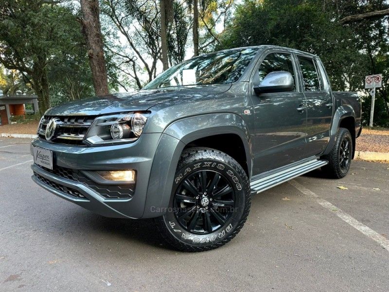 VOLKSWAGEN AMAROK 3.0 V6 TDI COMFORTLINE CD 4MOTION 2023/2023 KASPER VEÍCULOS DOIS IRMÃOS / Carros no Vale