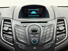FORD FIESTA 1.6 SEL STYLE HATCH 16V 2017/2017 FOCAR VEÍCULOS CAXIAS DO SUL / Carros no Vale