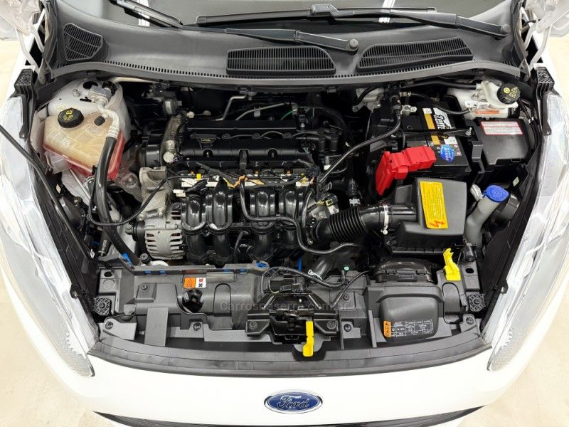 FORD FIESTA 1.6 SEL STYLE HATCH 16V 2017/2017 FOCAR VEÍCULOS CAXIAS DO SUL / Carros no Vale