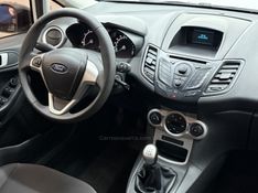 FORD FIESTA 1.6 SEL STYLE HATCH 16V 2017/2017 FOCAR VEÍCULOS CAXIAS DO SUL / Carros no Vale