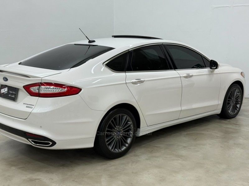 FORD FUSION 2.0 TITANIUM GTDI ECOBOOST FWD 2015/2016 FOCAR VEÍCULOS CAXIAS DO SUL / Carros no Vale