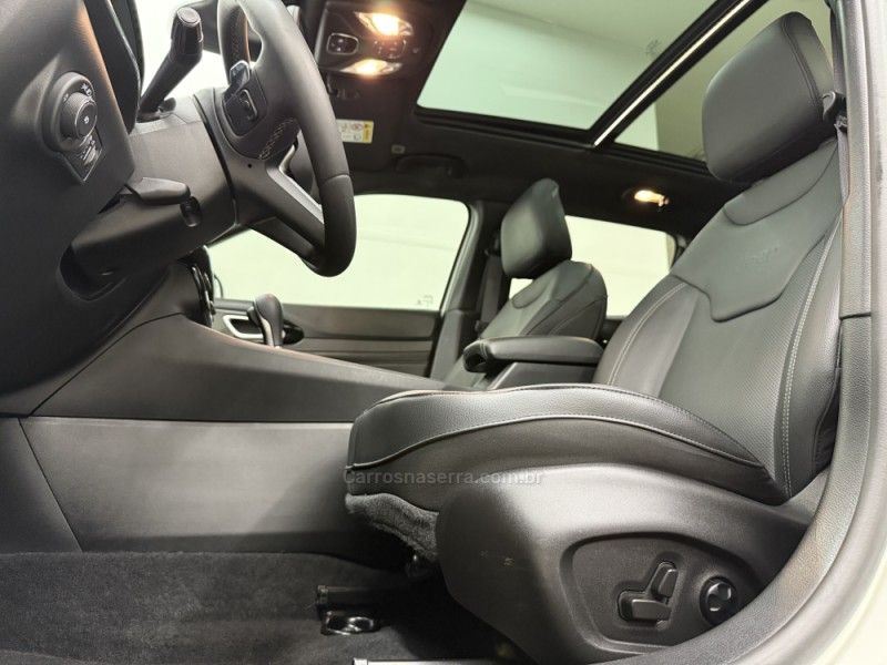 JEEP COMPASS 1.3 SERIE S T270 16V TURBO 2023/2023 FOCAR VEÍCULOS CAXIAS DO SUL / Carros no Vale