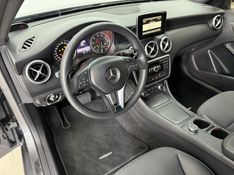 MERCEDES-BENZ A 200 1.6 TURBO 16V 2014/2015 FOCAR VEÍCULOS CAXIAS DO SUL / Carros no Vale