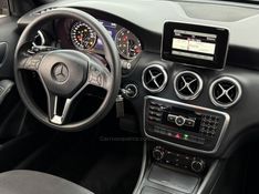 MERCEDES-BENZ A 200 1.6 TURBO 16V 2014/2015 FOCAR VEÍCULOS CAXIAS DO SUL / Carros no Vale