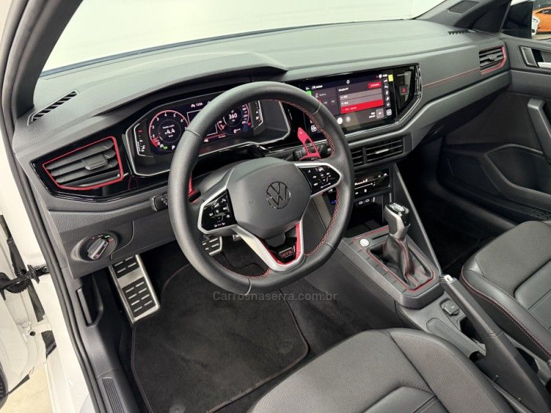 VOLKSWAGEN POLO 1.4 GTS 16V TURBO 2024/2024 FOCAR VEÍCULOS CAXIAS DO SUL / Carros no Vale