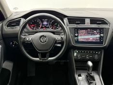 VOLKSWAGEN TIGUAN 1.4 ALLSPACE COMFORT 250 TSI 2018/2018 FOCAR VEÍCULOS CAXIAS DO SUL / Carros no Vale
