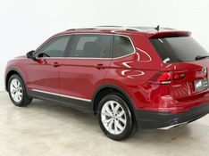 VOLKSWAGEN TIGUAN 1.4 ALLSPACE COMFORT 250 TSI 2018/2018 FOCAR VEÍCULOS CAXIAS DO SUL / Carros no Vale