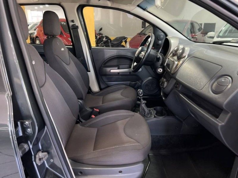FIAT UNO 1.0 WAY 8V 2012/2012 PRIME MULTIMARCAS CAXIAS DO SUL / Carros no Vale