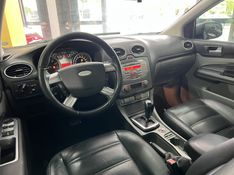 FORD FOCUS 2.0 GHIA SEDAN 16V 2010/2010 PRIME MULTIMARCAS CAXIAS DO SUL / Carros no Vale