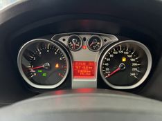 FORD FOCUS 2.0 GHIA SEDAN 16V 2010/2010 PRIME MULTIMARCAS CAXIAS DO SUL / Carros no Vale