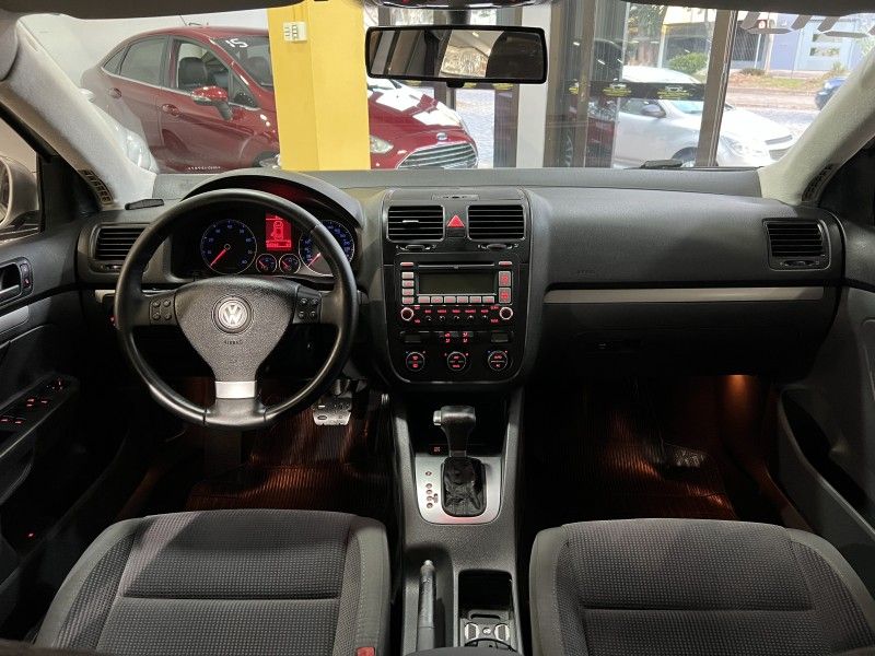 VOLKSWAGEN JETTA 2.5 I 20V 170CV TIPTRONIC 2007/2008 PRIME MULTIMARCAS CAXIAS DO SUL / Carros no Vale