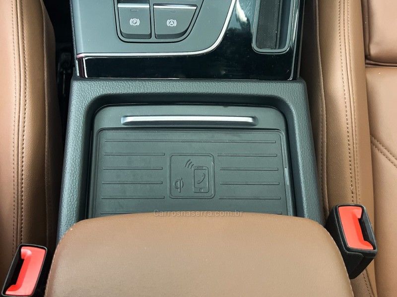 AUDI Q5 2.0 TFSI S LINE BLACK QUATTRO 2021/2022 ÓTIMA CAR FLORES DA CUNHA / Carros no Vale