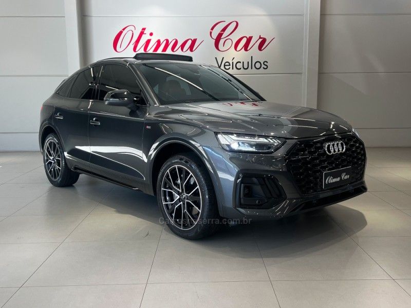 AUDI Q5 2.0 TFSI S LINE BLACK QUATTRO 2021/2022 ÓTIMA CAR FLORES DA CUNHA / Carros no Vale