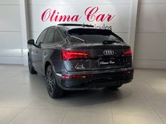 AUDI Q5 2.0 TFSI S LINE BLACK QUATTRO 2021/2022 ÓTIMA CAR FLORES DA CUNHA / Carros no Vale
