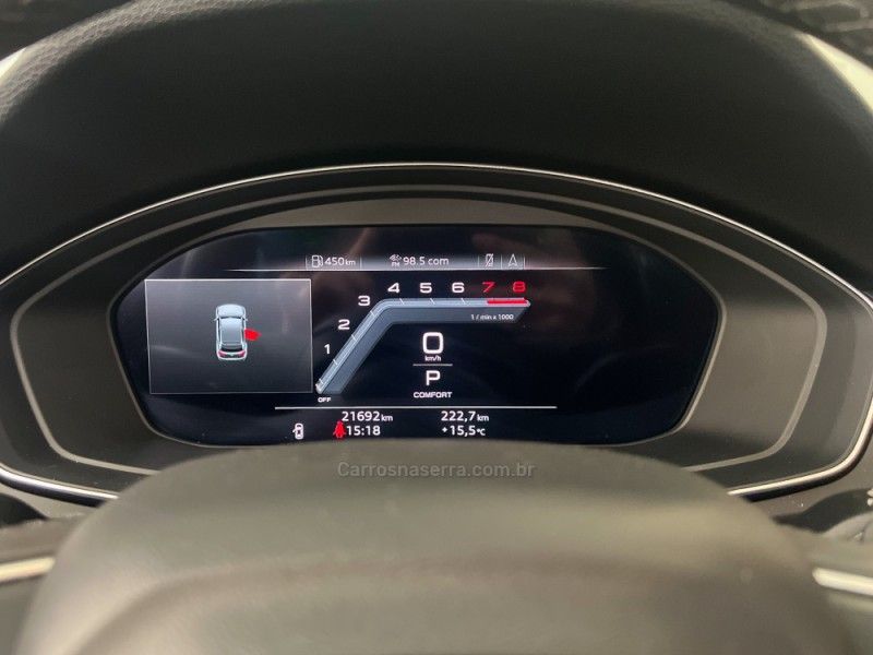 AUDI Q5 2.0 TFSI S LINE BLACK QUATTRO 2021/2022 ÓTIMA CAR FLORES DA CUNHA / Carros no Vale